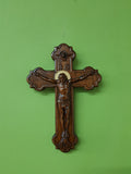 Cross with pedestal KP02