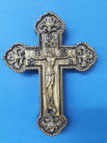 Cross with pedestal KP03